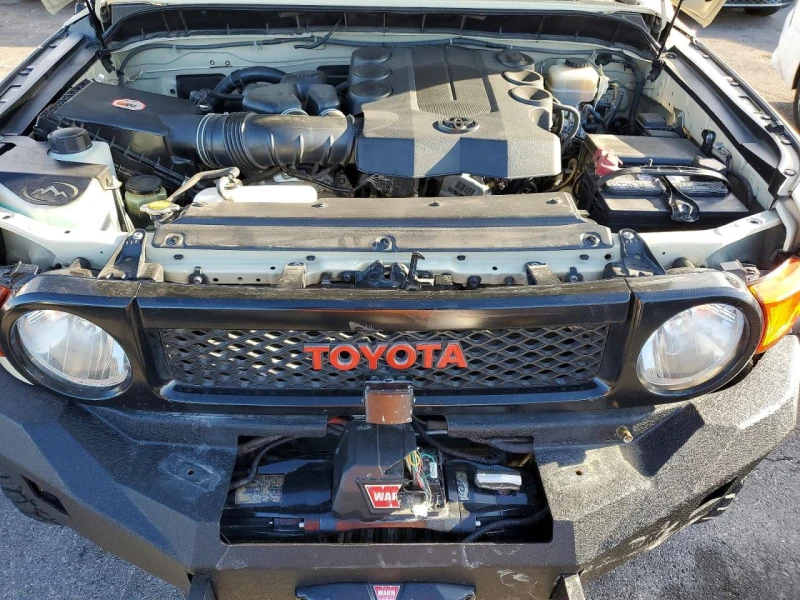 Toyota Fj cruiser 4WD, снимка 12 - Автомобили и джипове - 53330233