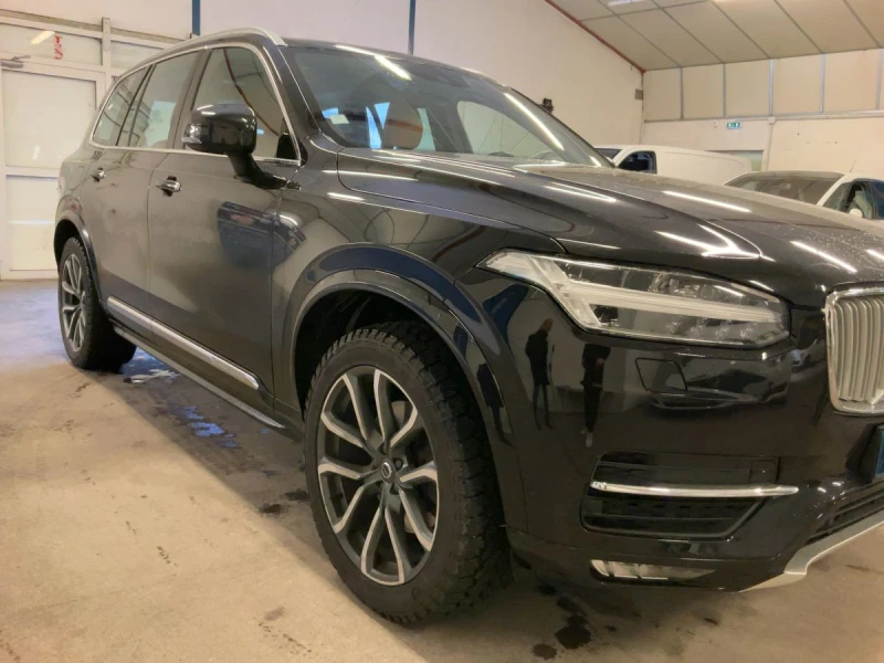 Volvo Xc90 D5 FULL--Pano/Подгрев/Обдух/Harmon-Kardon/ИСТОРИЯ