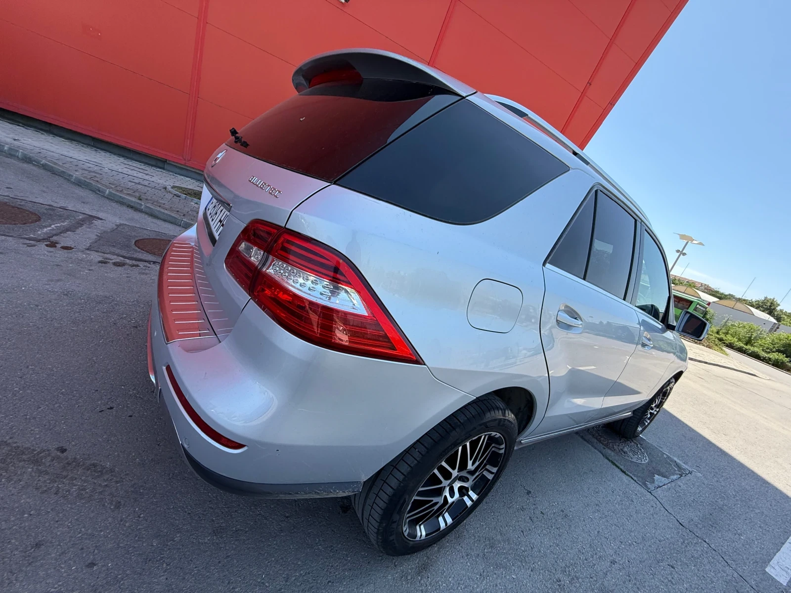 Mercedes-Benz ML 350 Обслужен* Регистриран* На* Пружини - изображение 4