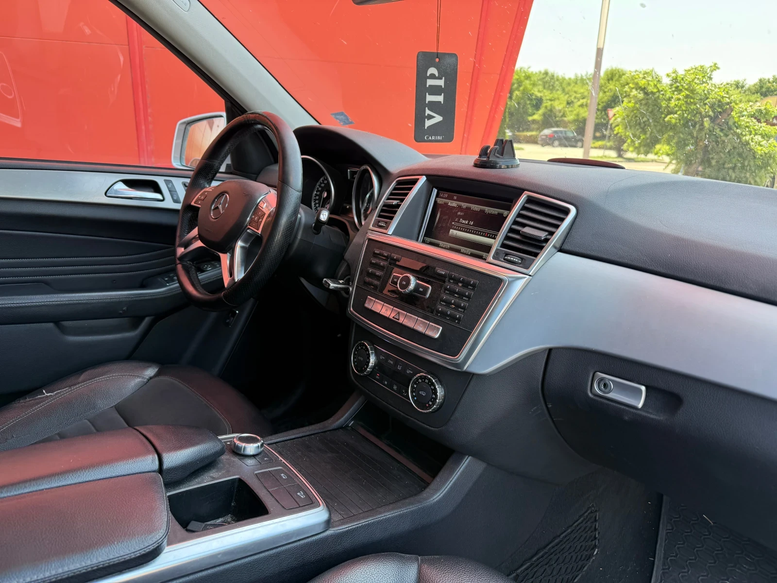 Mercedes-Benz ML 350 Обслужен* Регистриран* На* Пружини - изображение 7