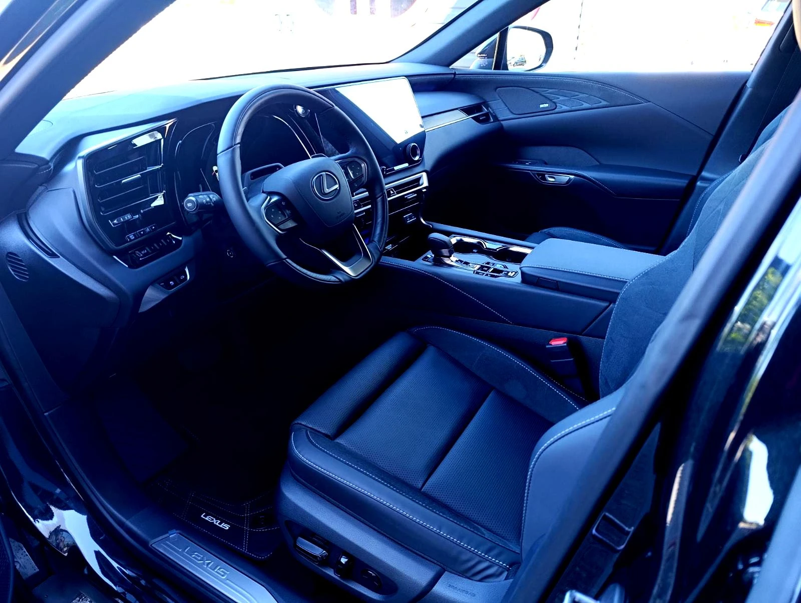 Lexus RX 450h plus Luxury Line E-Four    09/2035! | Mobile.bg   9