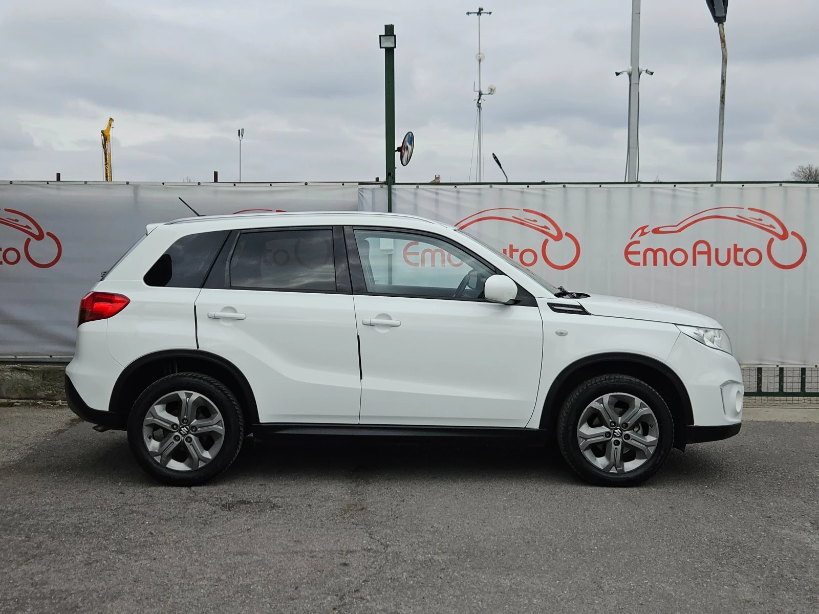 Suzuki Vitara 1.6D/AllGrIP/6/LED///NAVI/ | Mobile.bg   2