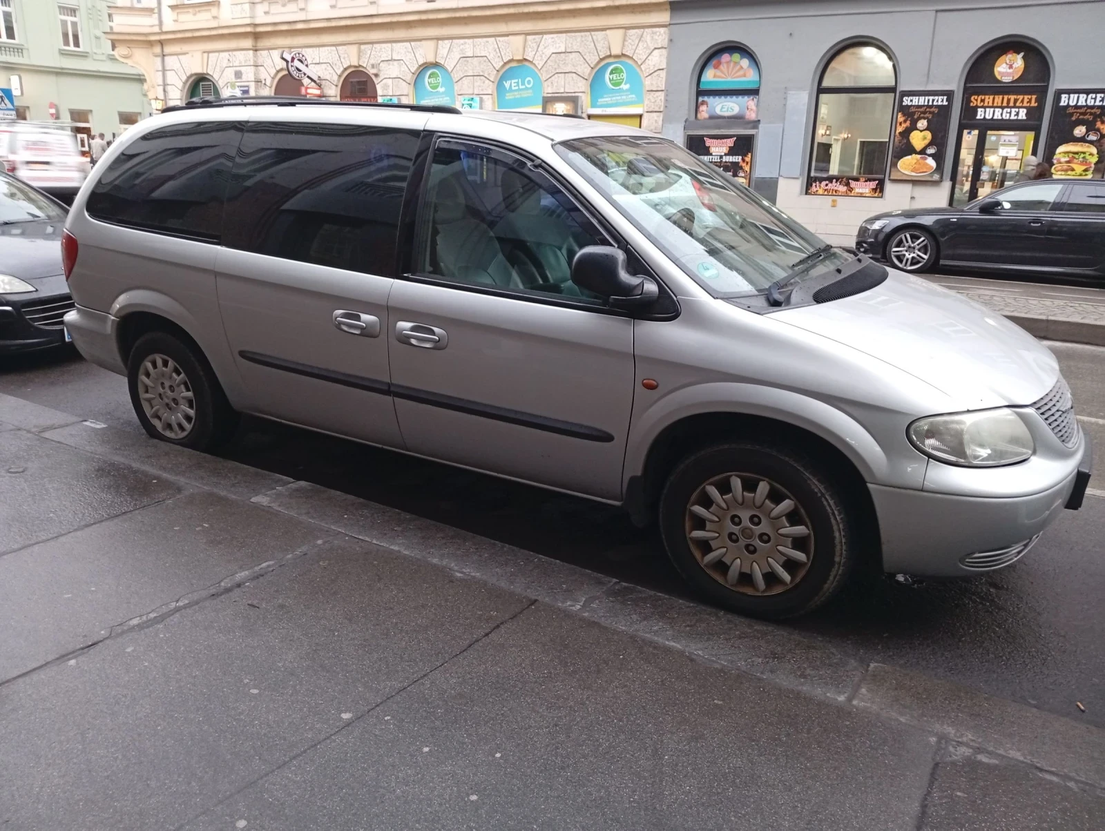 Chrysler Grand cherokee 2.5 CRD 7 Места, снимка 3 - Автомобили и джипове - 53950221