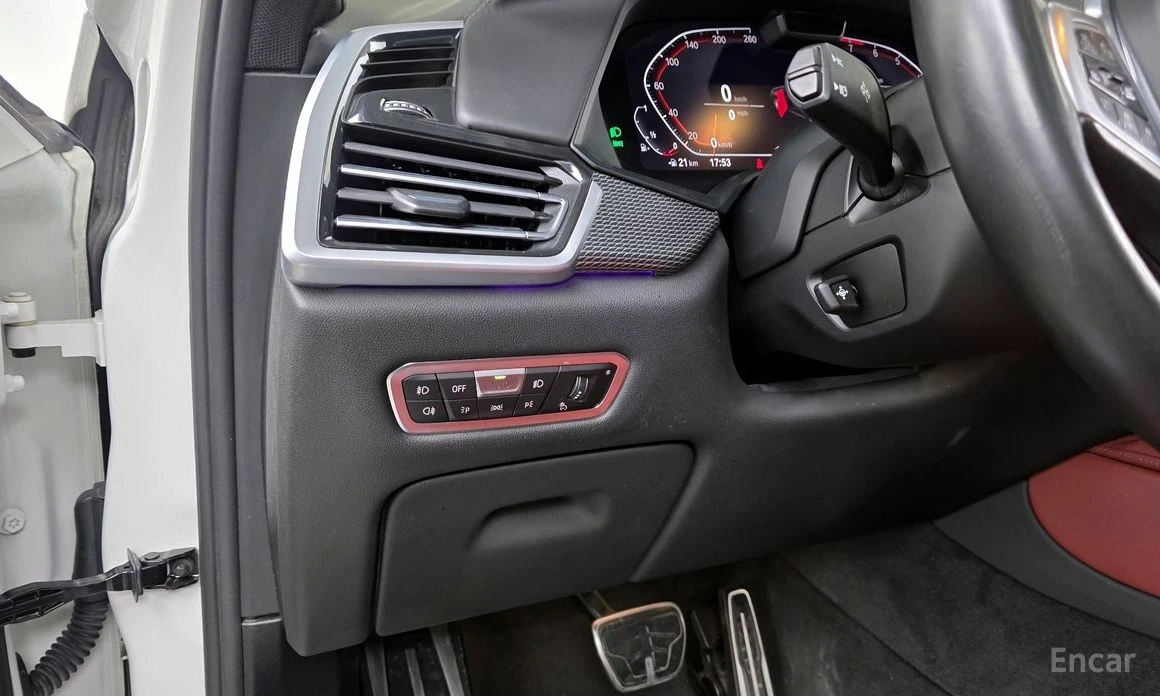 BMW X6 M* 40i* XDRIVE* DISTRONIC* HARMAN* KARDON* , снимка 14 - Автомобили и джипове - 54088735