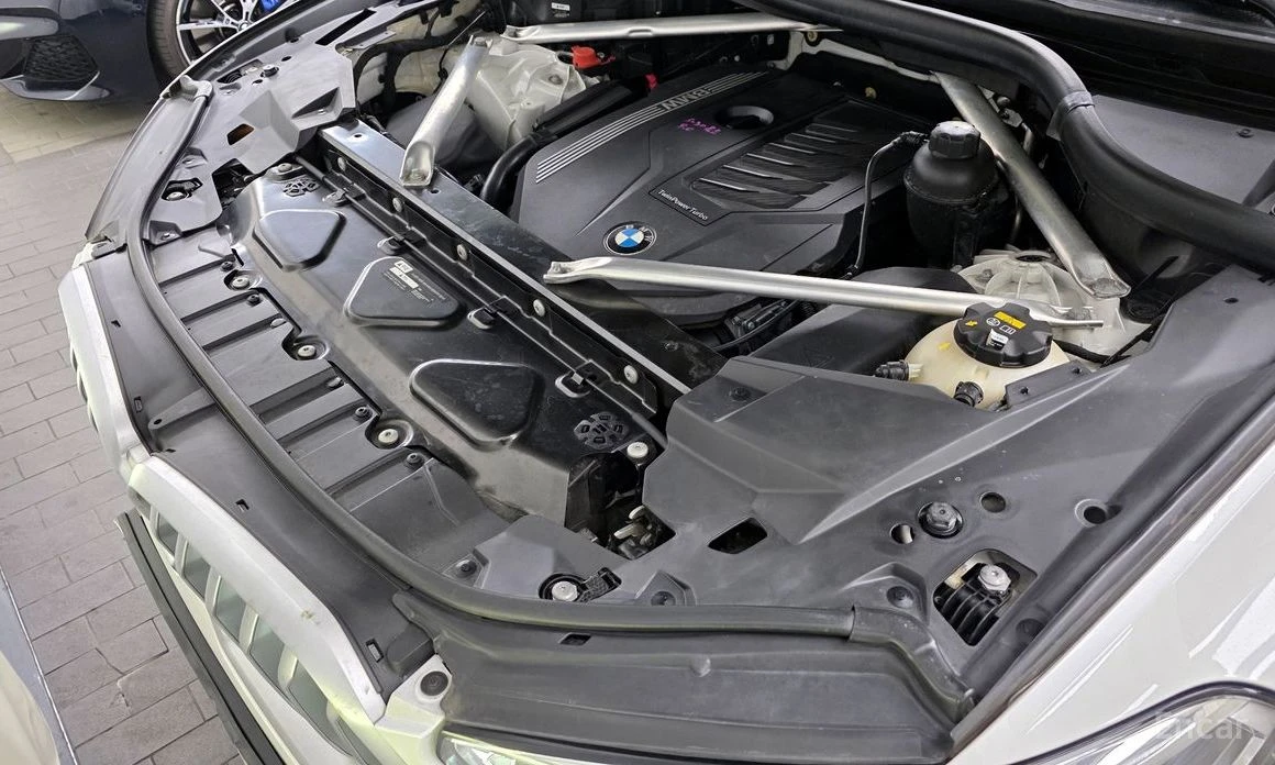 BMW X6 M* 40i* XDRIVE* DISTRONIC* HARMAN* KARDON* , снимка 17 - Автомобили и джипове - 54088735