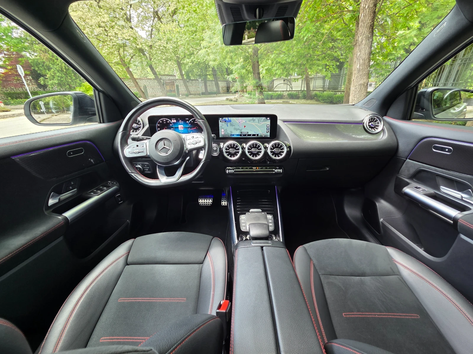 Mercedes-Benz GLA 200, снимка 8 - Автомобили и джипове - 54660438