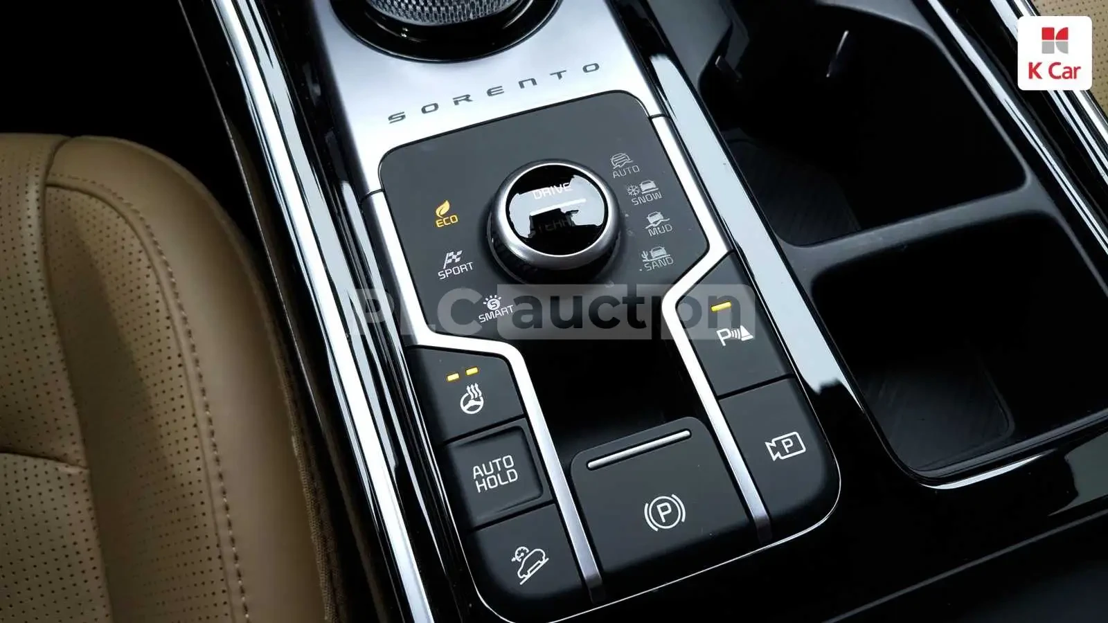 Kia Sorento Hybrid 4X4| КАМЕРА| ОБДУВАНЕ| DISTRONIC, снимка 9 - Автомобили и джипове - 54690678