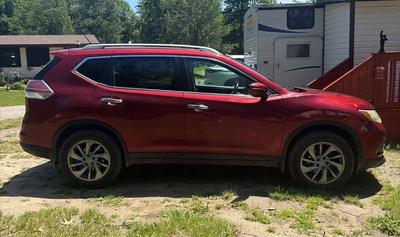 Nissan Rogue * AWD 4dr * АВТОКРЕДИТ БЕЗ ПЪРВОНАЧАЛНА ВНОСКА* , снимка 3 - Автомобили и джипове - 54936852