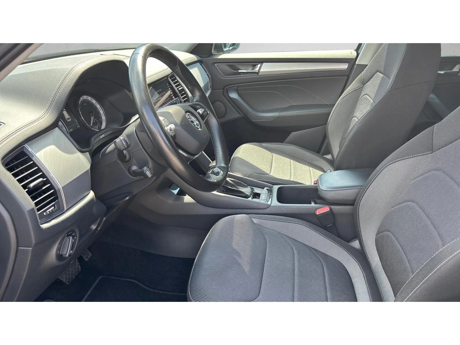 Skoda Kodiaq 2. 0 TDi  DSG, Месечна вноска от 415  , снимка 12 - Автомобили и джипове - 55458976