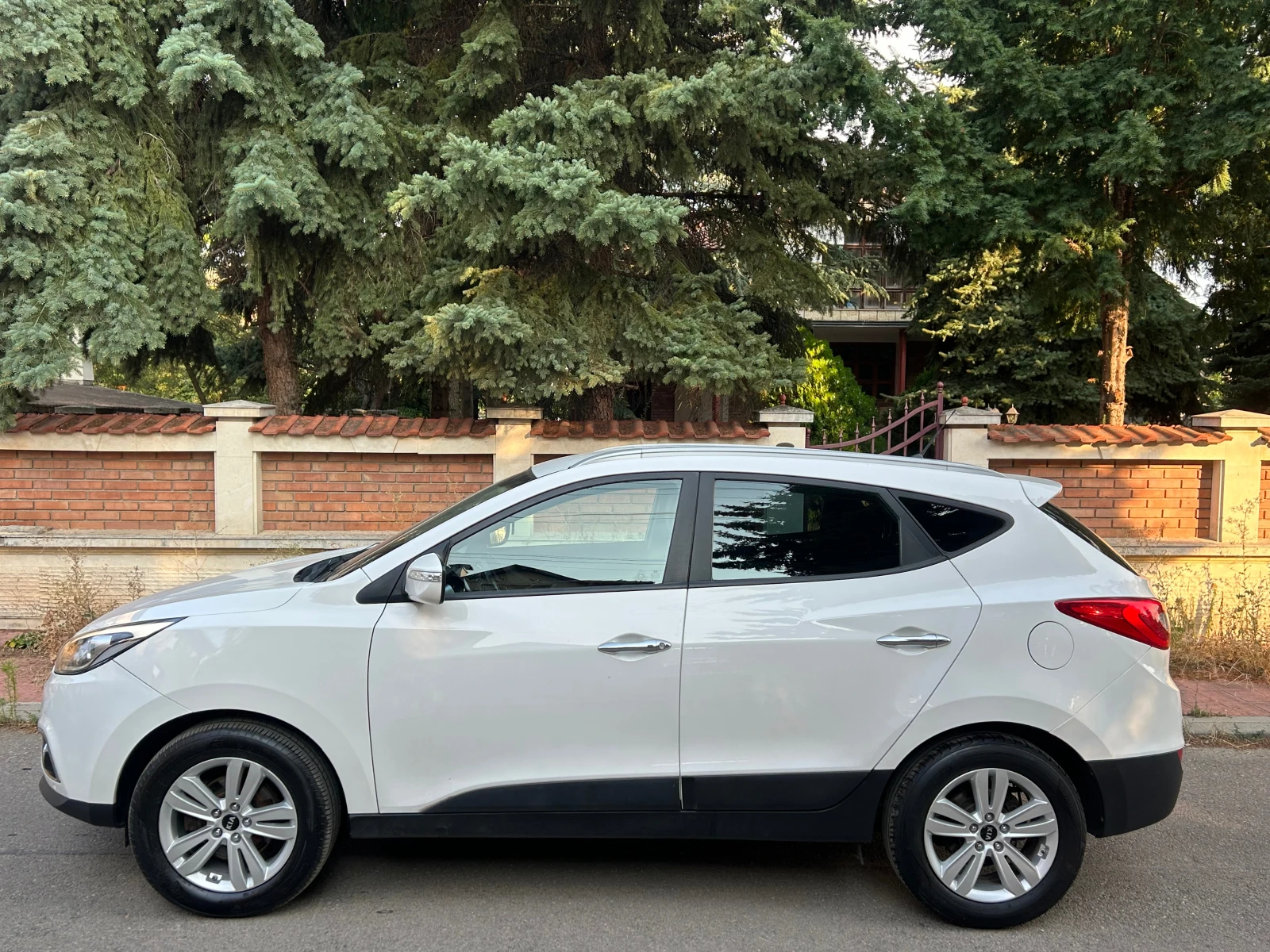 Hyundai IX35 2, 0CRDI 184K 4X4 AVTOMAT | Mobile.bg � ����������� 7