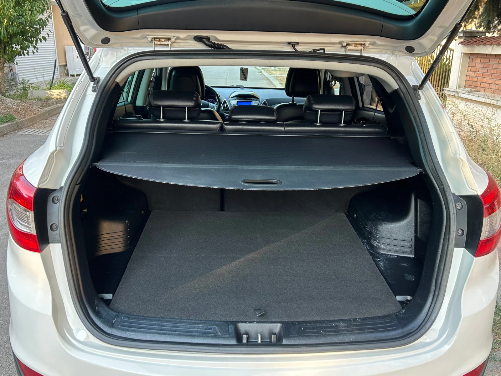 Hyundai IX35 2, 0CRDI 184K 4X4 AVTOMAT | Mobile.bg � ����������� 16