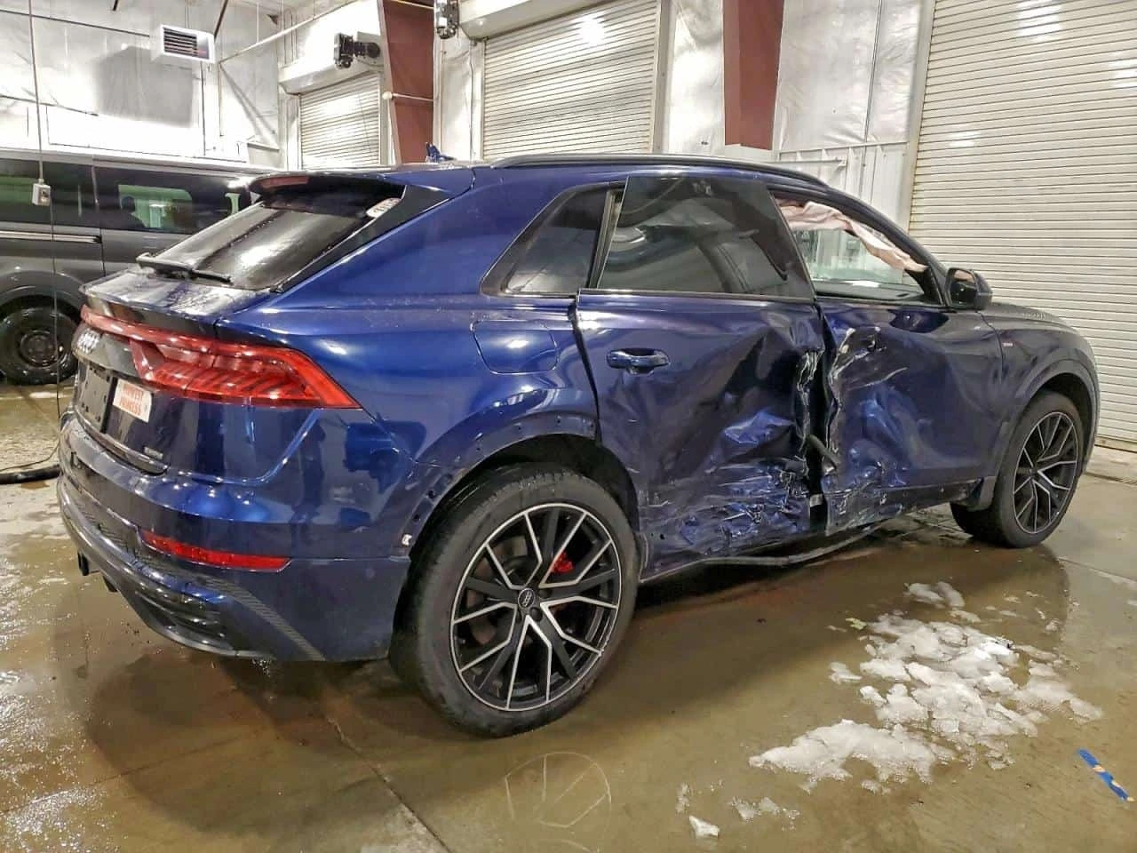 Audi Q8 S-Line quattro Premium Plus * CARFAX * ���������� | Mobile.bg � ����������� 3