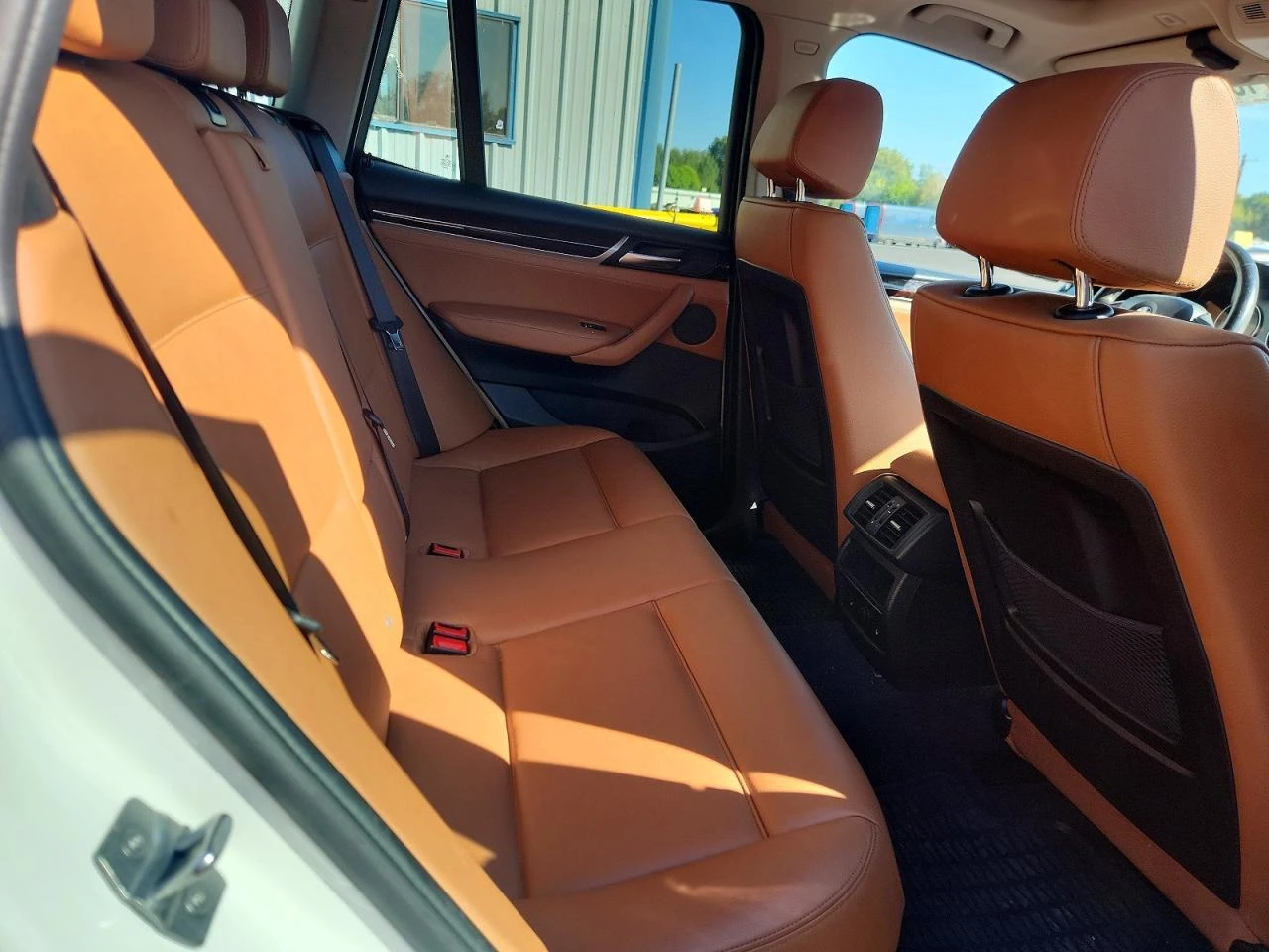 BMW X3 2.0l xDrive28I, снимка 11 - Автомобили и джипове - 56340263