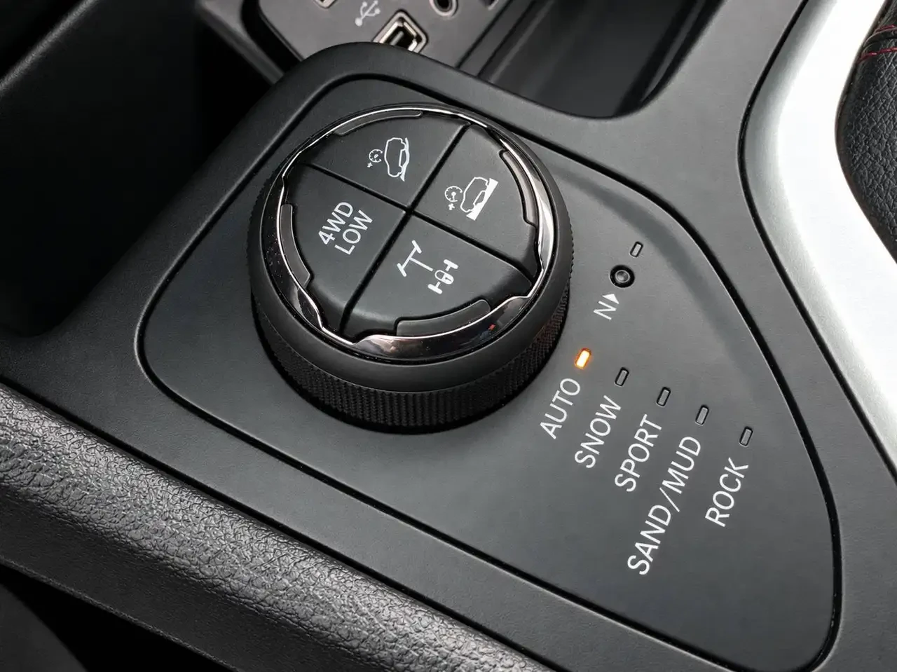Jeep Cherokee L Plus | Vented Leather | Panoroof | AS IS | 4X4 | Mobile.bg � ����������� 13