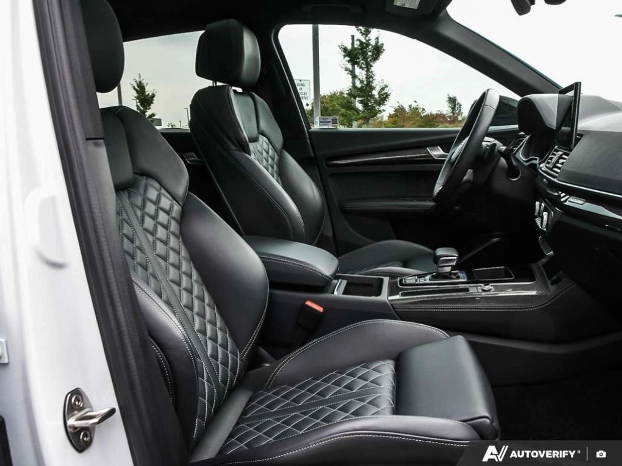 Audi SQ5 quattro, снимка 9 - Автомобили и джипове - 56554853