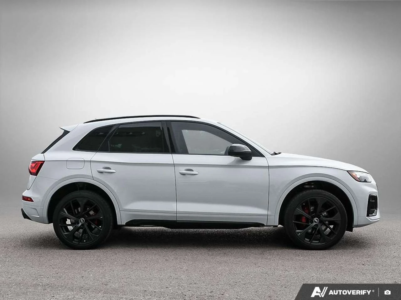 Audi SQ5 quattro, снимка 3 - Автомобили и джипове - 56554853