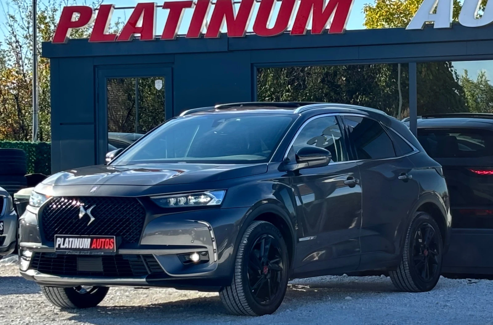 DS DS 7 Crossback /PERFORMANCE/LED/PANO/NAVI/EURO6, снимка 2 - Автомобили и джипове - 56568100