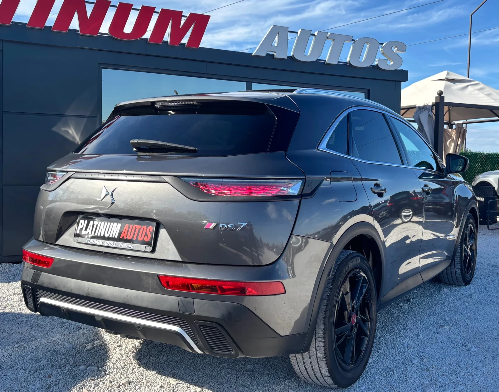 DS DS 7 Crossback /PERFORMANCE/LED/PANO/NAVI/EURO6, снимка 6 - Автомобили и джипове - 56568100