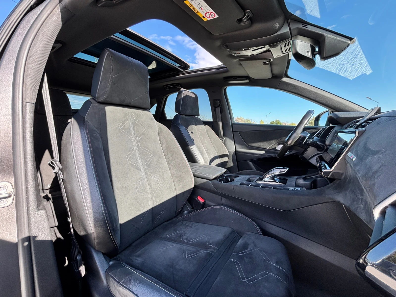 DS DS 7 Crossback /PERFORMANCE/LED/PANO/NAVI/EURO6, снимка 11 - Автомобили и джипове - 56568100