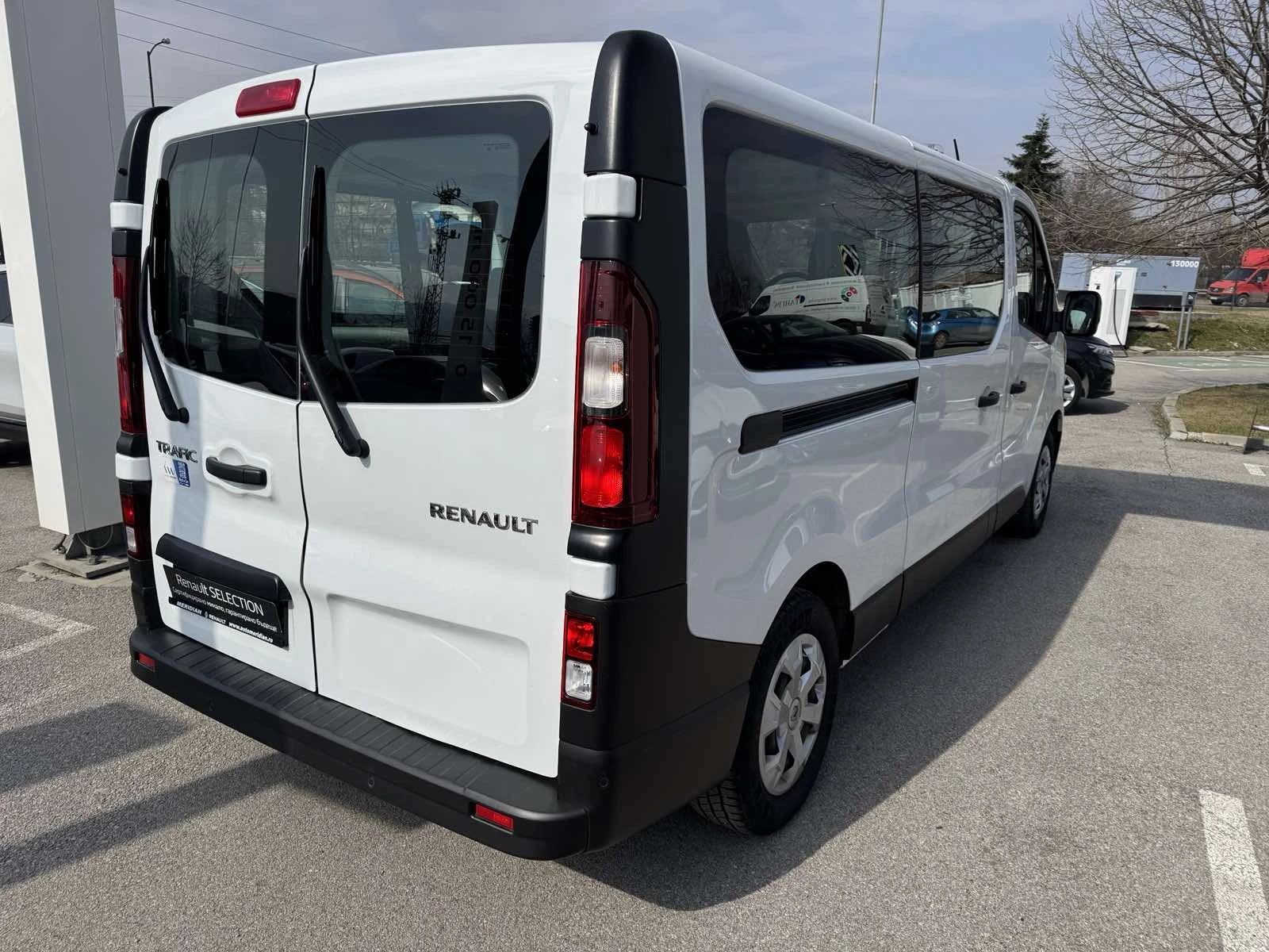 Renault Trafic 2.0dCi , снимка 6 - Бусове и автобуси - 53874109