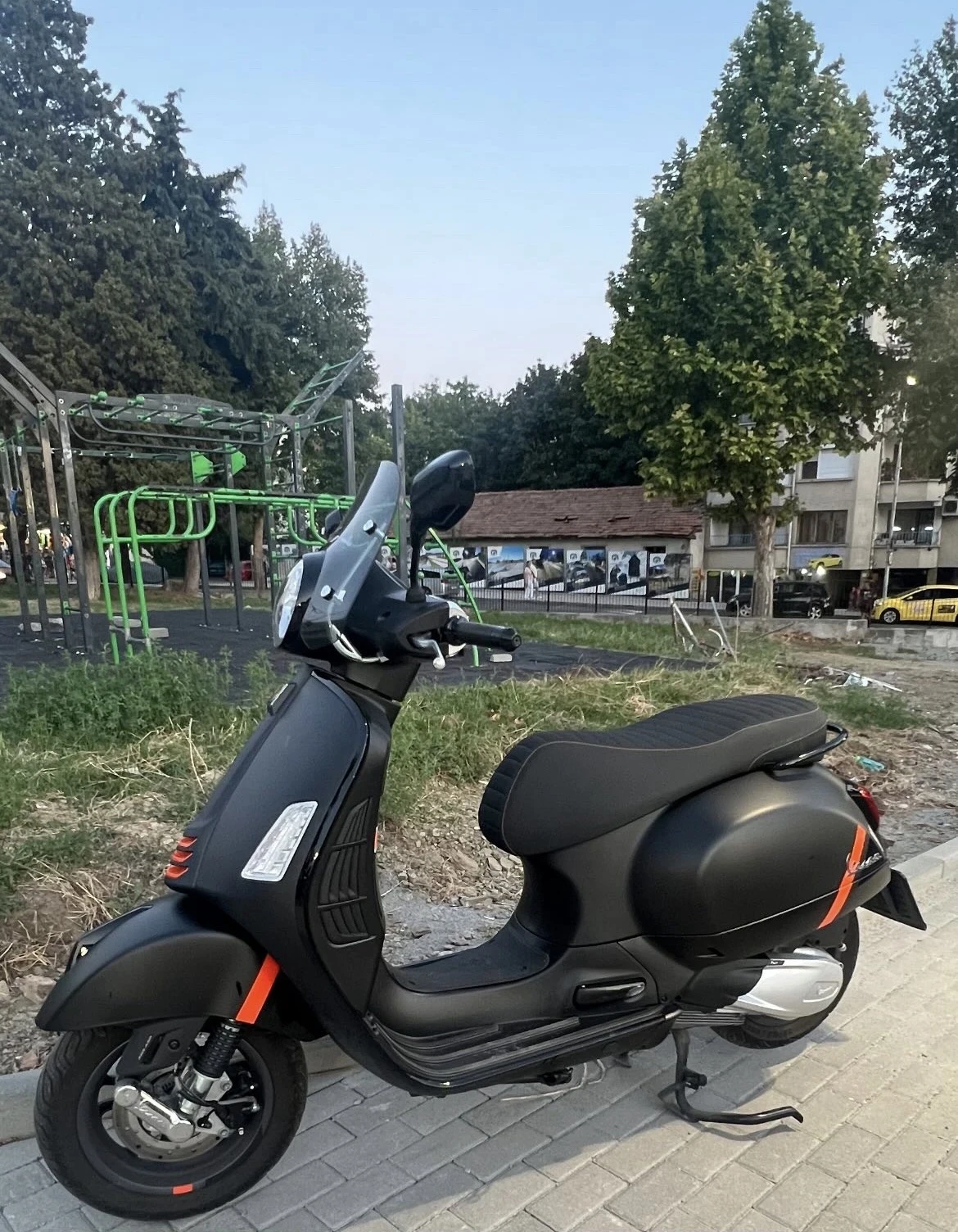 Vespa GTS 300, снимка 3 - Мотоциклети и мототехника - 55784338