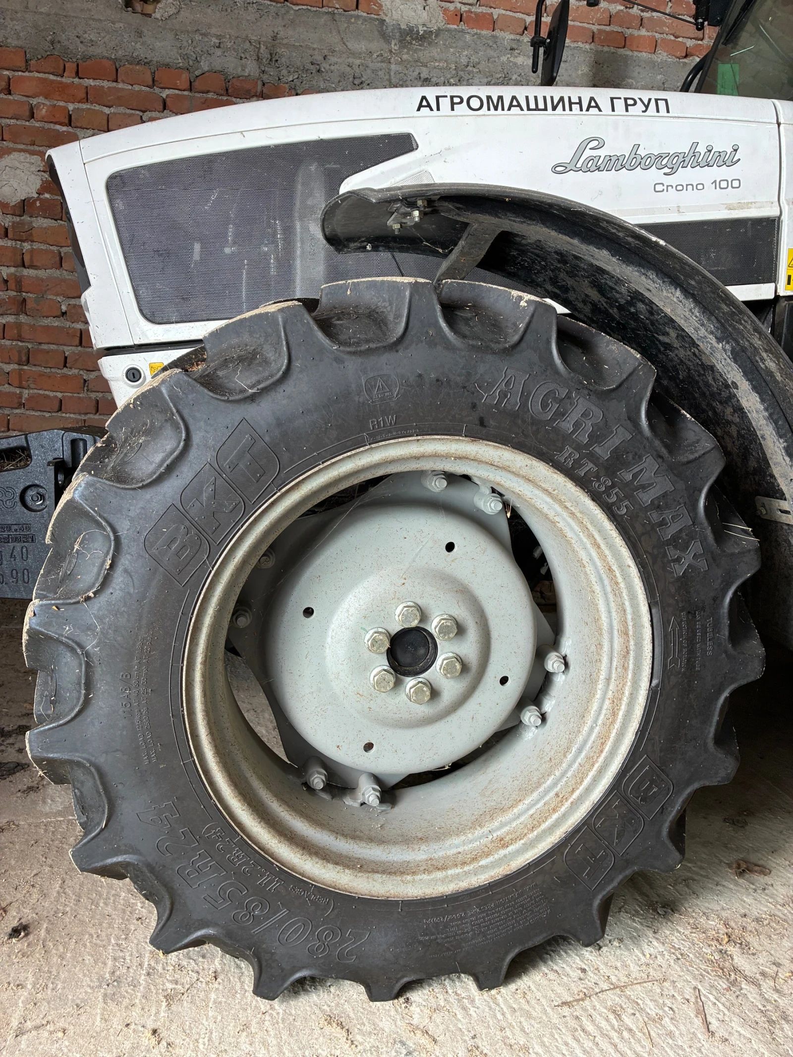 Трактор Lamborghini Grono 100, снимка 13 - Селскостопанска техника - 54028292