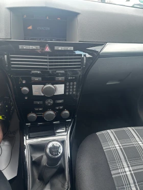 Opel Astra 1.6 бензин, снимка 13