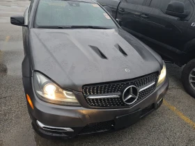 Mercedes-Benz C 350 * CARFAX* ОПЦИЯ ЗА ФИНАНСИРАНЕ* , снимка 2