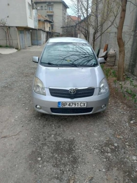  Toyota Corolla verso