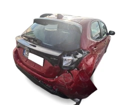 Toyota Yaris 1.5 Hybrid - 13100 € / 25621.37 лв. - 18974266 4