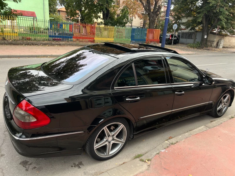 Mercedes-Benz E 320 4 matic, Панорама, Подгреви, Обдухване, Теглич, снимка 1 - Автомобили и джипове - 47381393