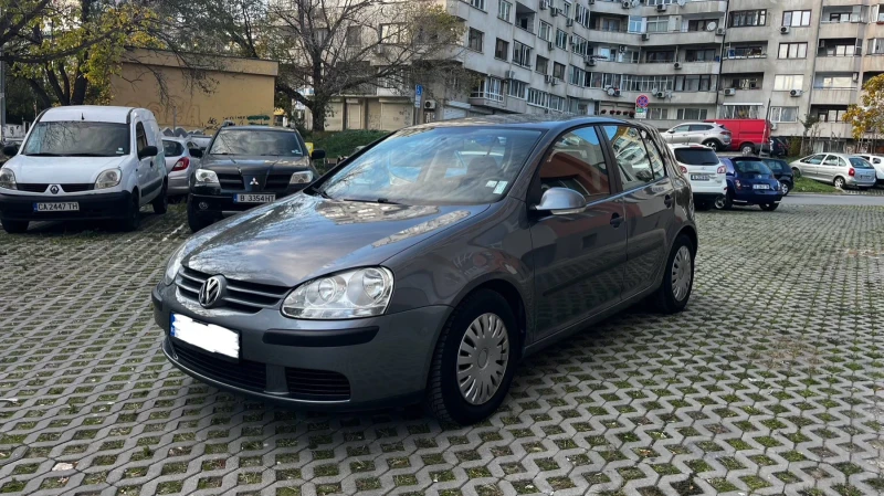 VW Golf 1.6 FSI, снимка 1 - Автомобили и джипове - 47997013