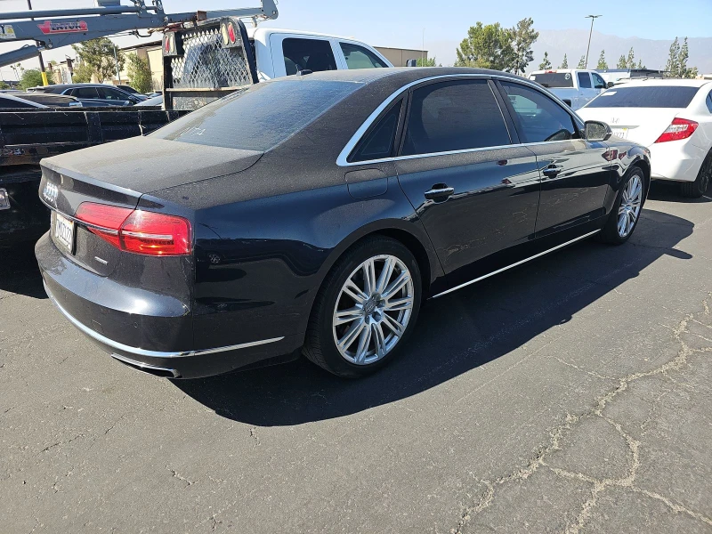 Audi A8 A8* L* 3.0T* MATRIX* МАСАЖ* КАМЕРА* ДИСТРОНИК* LAN, снимка 4 - Автомобили и джипове - 48103897