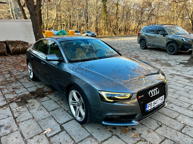 Audi A5 3.0D / Xenon / История в Ауди, снимка 2 - Автомобили и джипове - 48520746