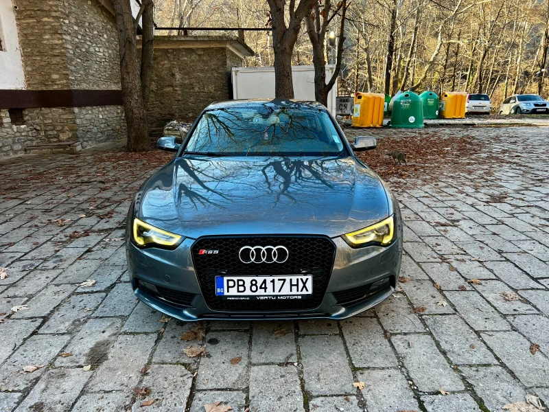 Audi A5 3.0D / Xenon / История в Ауди, снимка 1 - Автомобили и джипове - 48520746