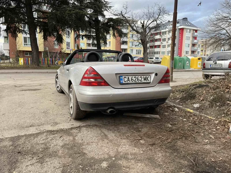 Mercedes-Benz SLK 2.0 LPG, снимка 4 - Автомобили и джипове - 48652446