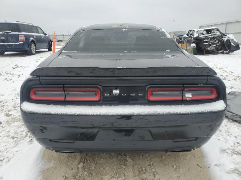 Dodge Challenger, снимка 6 - Автомобили и джипове - 49304760