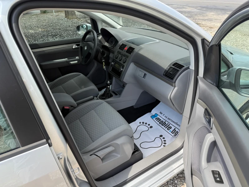 VW Touran 1.4 TSI 6+ 1m, снимка 11 - Автомобили и джипове - 50867091