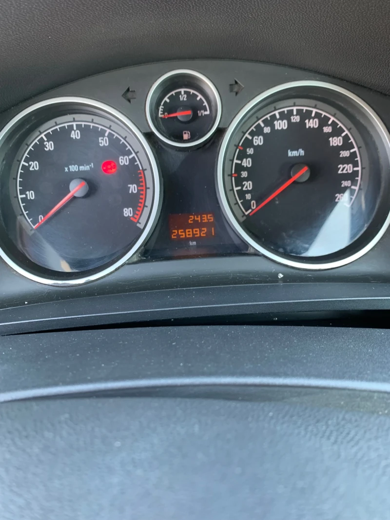 Opel Zafira B, снимка 8 - Автомобили и джипове - 51025467