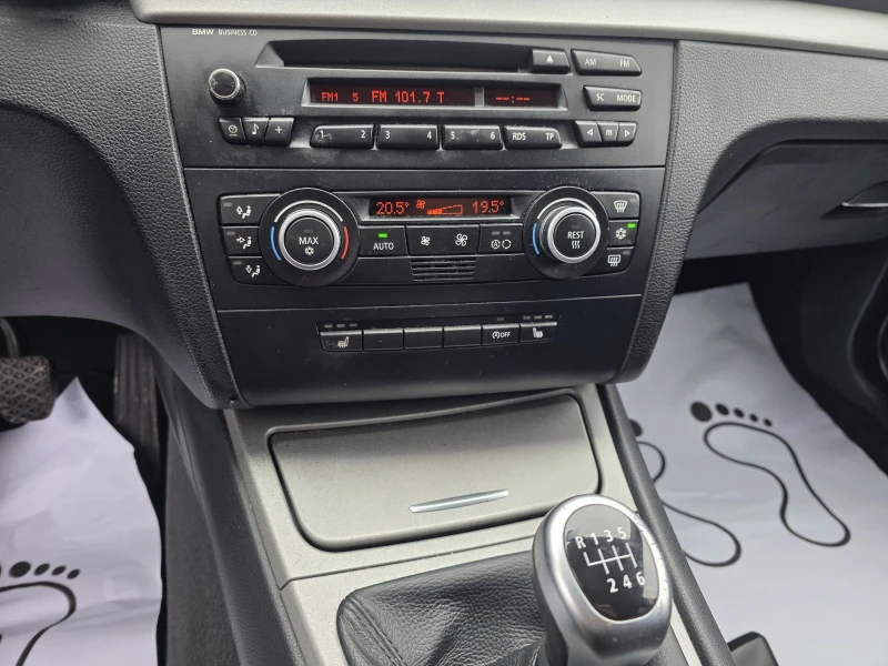 BMW 116 1.6 FACELIFT, снимка 10 - Автомобили и джипове - 52377300