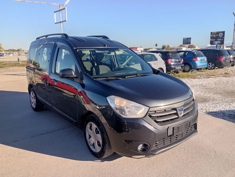 Dacia Dokker 5 врати, Италия , снимка 3 - Автомобили и джипове - 52533499