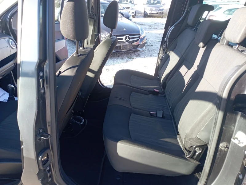 Dacia Dokker 5 врати, Италия , снимка 8 - Автомобили и джипове - 52533499