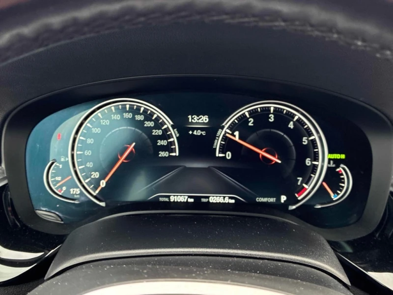 BMW 530 * 530i xDrive * CARFAX * БЕЗ ПЪРВОНАЧАЛНА ВНОСКА, снимка 8 - Автомобили и джипове - 52861238