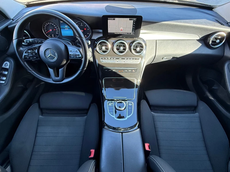 Mercedes-Benz C 220 d FACELIFT 4-MATIC 9G-TRONIC !!! ТОП СЪСТОЯНИЕ ! !, снимка 11 - Автомобили и джипове - 52927497