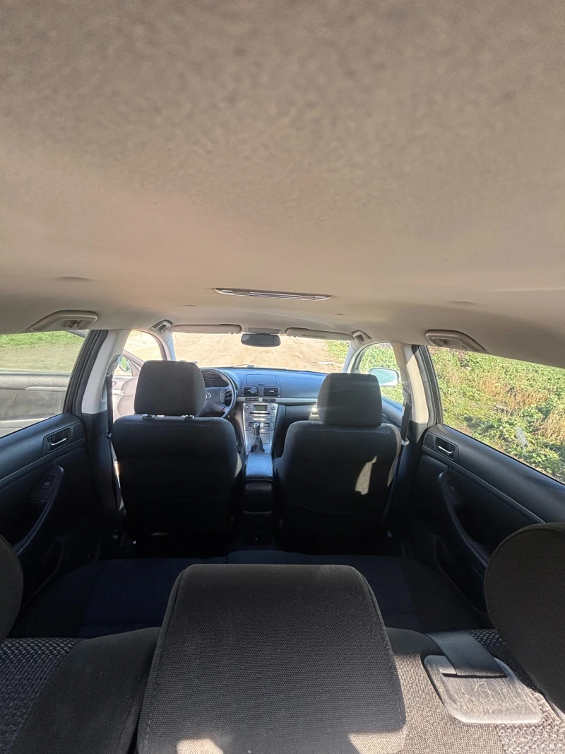 Toyota Avensis 1.8/LPG, снимка 7 - Автомобили и джипове - 52962691