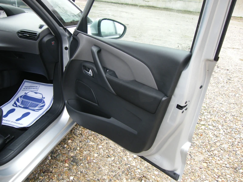 Citroen C4 Picasso 1.6HDI EURO 6B, снимка 15 - Автомобили и джипове - 53024525