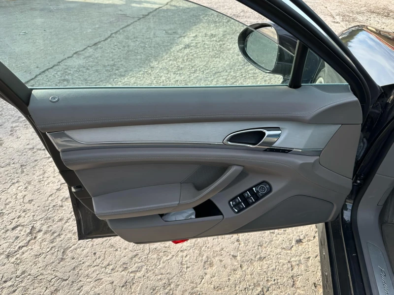 Porsche Panamera 4S, снимка 7 - Автомобили и джипове - 53024245