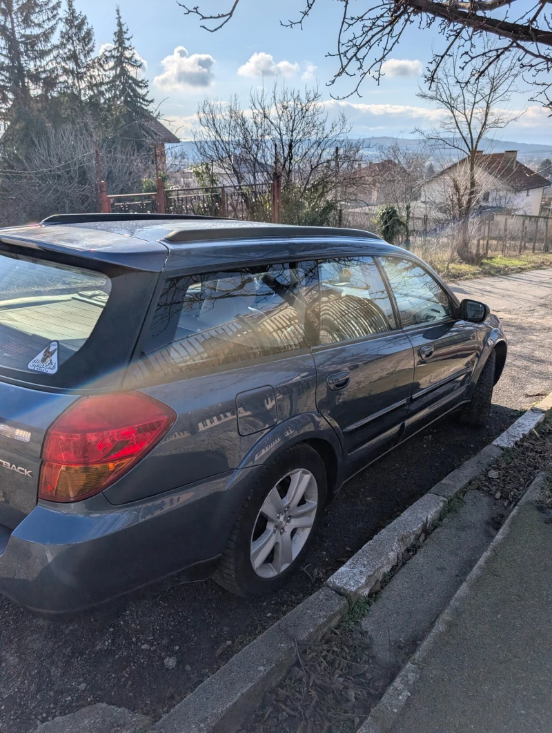 Subaru Outback, снимка 5 - Автомобили и джипове - 53264329
