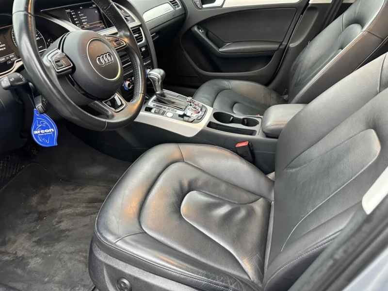 Audi A4 Audi A4 2.0T quattro* АвтоКредит* (Цена до БГ) , снимка 14 - Автомобили и джипове - 53299480