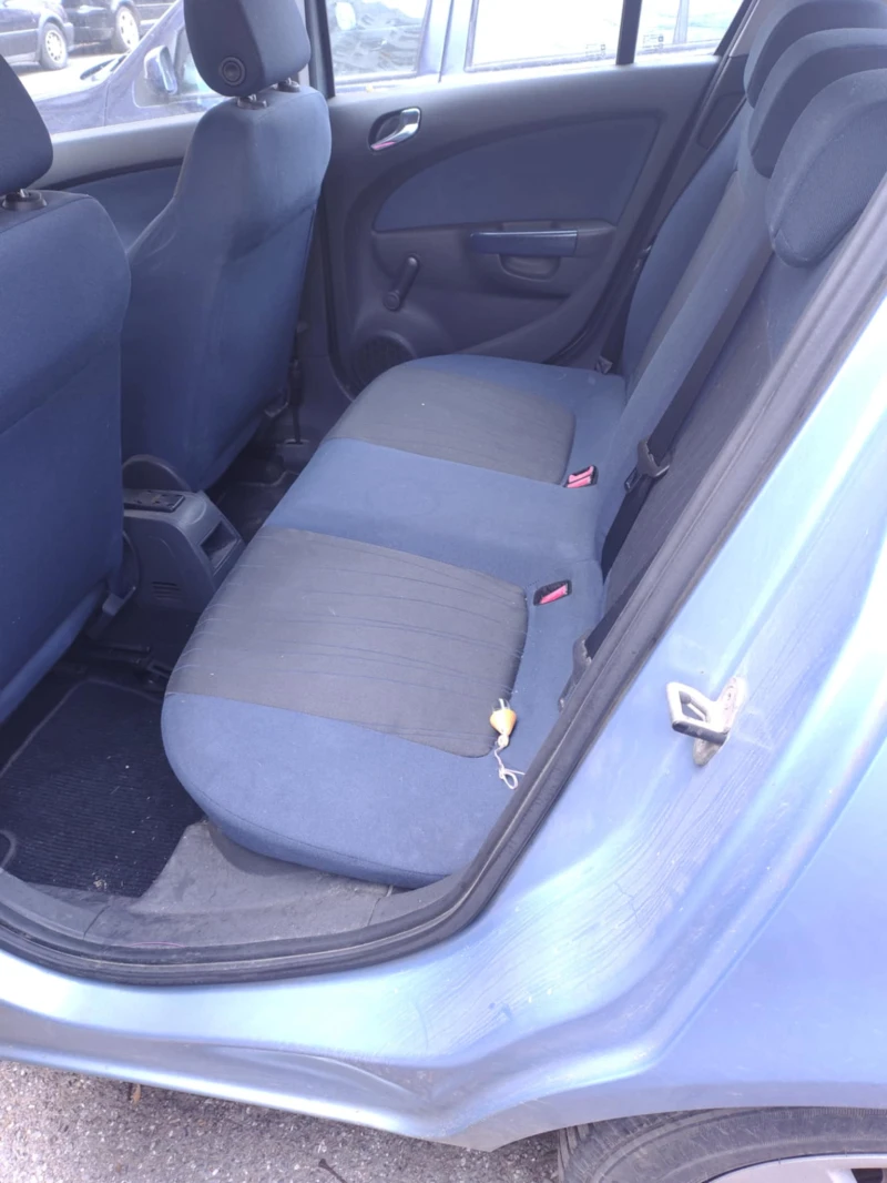 Opel Corsa 1, 2 I, снимка 10 - Автомобили и джипове - 53558956